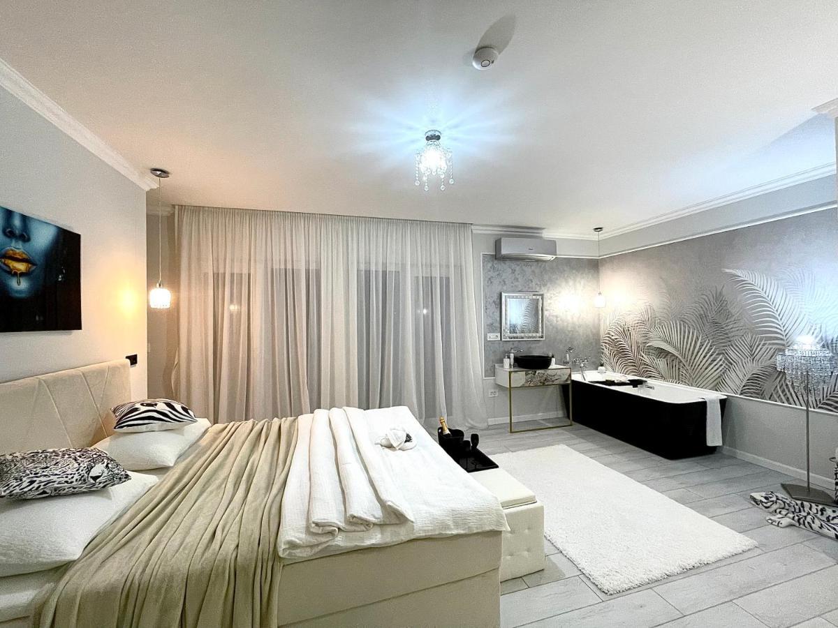 Am Apartments 13 티미쇼아라 외부 사진